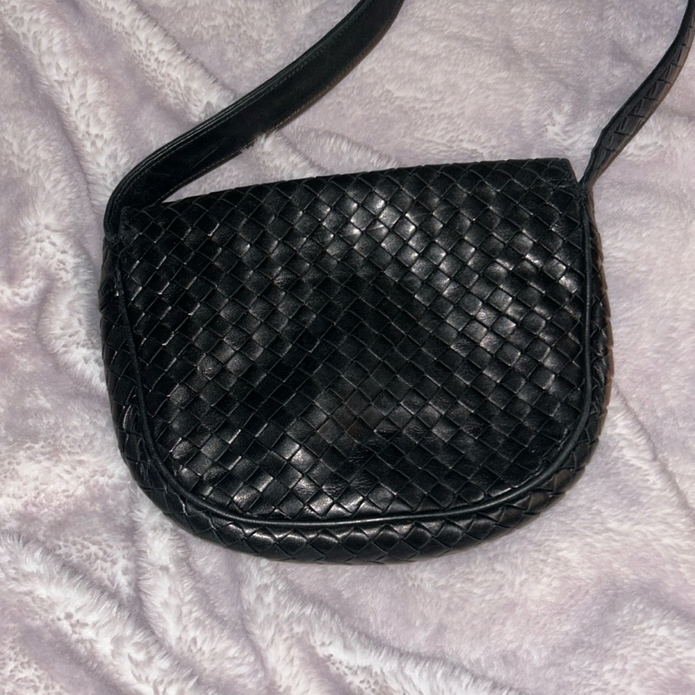 Authentic Vintage Bottega Veneta purse 🖤✨ - Picture 2 of 8